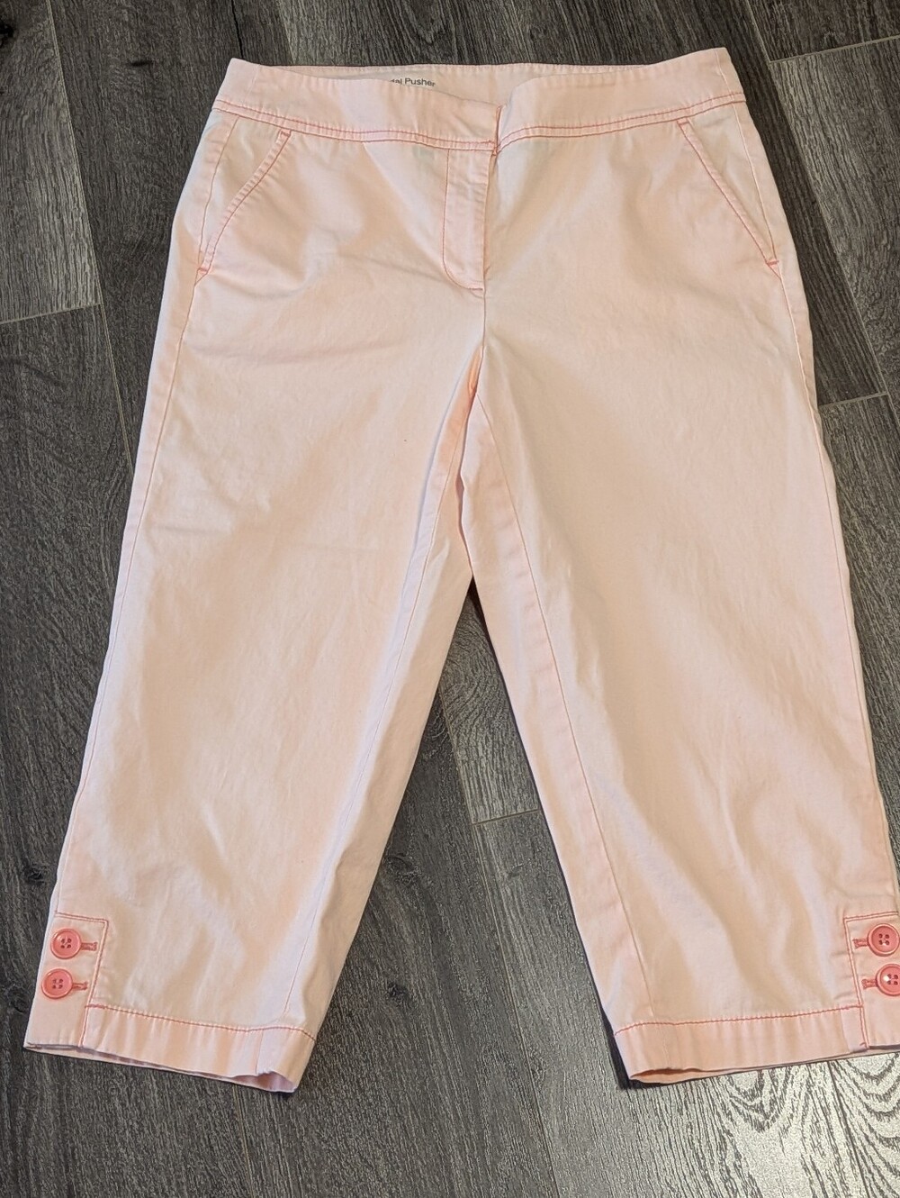 Talbots Cotton Capris, Pedal pusher. Size 4 . Peach Colour. Classic.